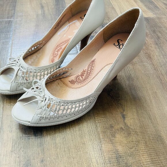 Söfft Leather Peep Toe Heels Size 9M | Woven Cutout Detail | Cream Beige Comfort - Picture 6 of 10